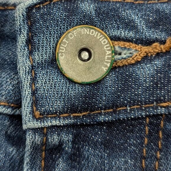 Cult of Individuality Medium Wash Straight Leg Denim Rogan Capri Jeans Size 28 - Picture 10 of 13